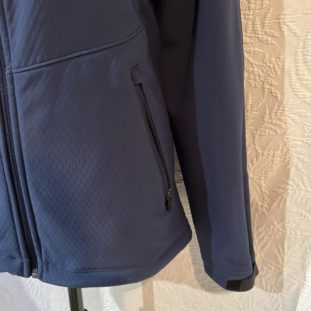 Nike Virginia Cavaliers lightweight warmth‎ jacket, size XS, NWT